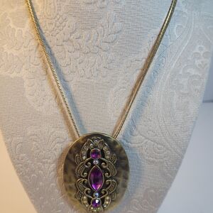 Vintage-Style Gold Pendant Necklace with Purple Gemstones